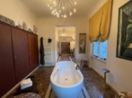 Eindrucksvolle Villa in exklusiver Wohnlage - Badezimmer