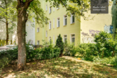 Bezugsfreie Wohnung mit sehr gut erhaltenen Altbau-Elementen in Berlin Friedrichshain - Garten