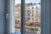Schön sanierte 2 Zimmer Wohnung mit Aufzug in Friedrichshain - Blick