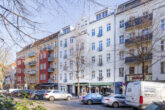 Schön sanierte 2 Zimmer Wohnung mit Aufzug in Friedrichshain - Fassade