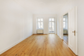 Attraktive Altbauwohnung mit 3 Zimmern im schön sanierten Altbau in Friedrichshain - Wohnen